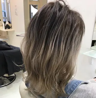 ミディアム 渡辺 健太のヘアスタイル