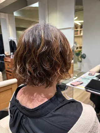 ショート パーマ アベ カノンのヘアスタイル