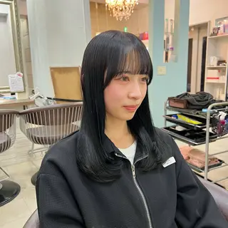ミディアム ブリーチなし透明感 カラー｜レイヤーのヘアスタイル