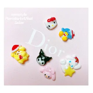 ミディアム ネイル 🐾enen style 🐾のネイルデザイン