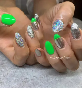 ネイル ネイルルームリッカ 𝐦𝐚𝐲𝐮のネイルデザイン