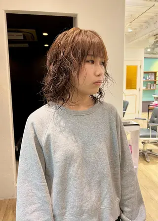 ミディアム パーマ ショート& パーマ　坂本のヘアスタイル