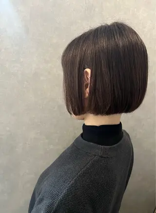 ショート 山岡 美穂のヘアスタイル