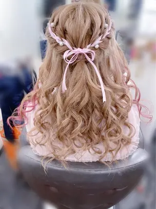 ヘアアレンジ ‎✴︎˚｡Chamo 𝐄𝐑𝐈𝐍𝐀のマツエク・マツパデザイン