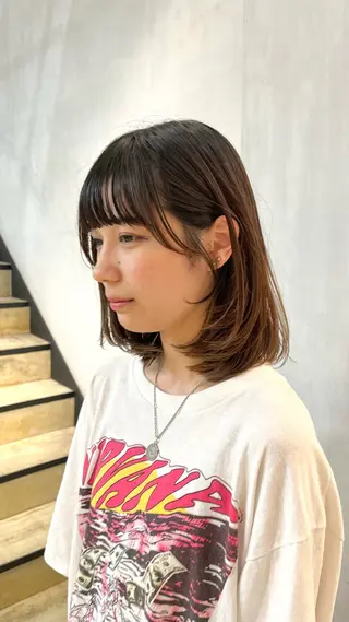 ミディアム 牧下 晴香のヘアスタイル