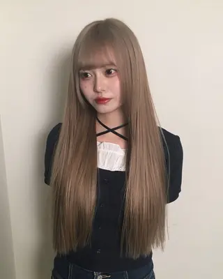 ロング カラー Hanaka🪷 レイヤー×ブリーチのヘアスタイル