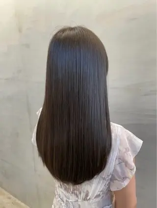 セミロング カラー 🧸髪質改善ケアカラ ー/アイドル前髪🧸のヘアスタイル
