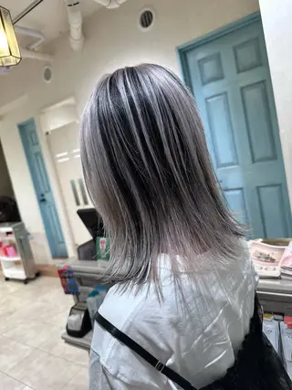 ロング カラー デザインカラー🎨 下北沢 / 磯部のヘアスタイル