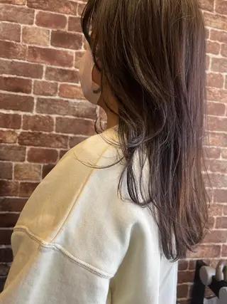 セミロング カラー パーマ ヘアアレンジ メンズ キッズ ネイル マツエク・マツパ アイブロウ 久木原 ゆりのヘアスタイル