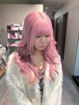 ロング カラー やの ゆきなのヘアスタイル