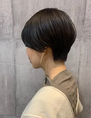ショート 出川 結菜のヘアスタイル