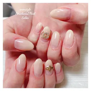 ミディアム ネイル 🐾enen style 🐾のネイルデザイン