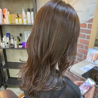 ロング カラー レイヤーカット/ 根本瑠実のヘアスタイル