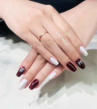 ネイル SNOW LITのネイルデザイン