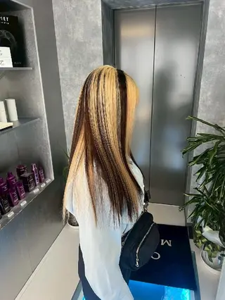 カラー ロング 地雷系🎀ハイトーン 💙荒川結星のヘアスタイル