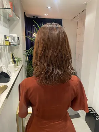 ミディアム パーマ レイヤー♡ショート 石川優奈のヘアスタイル