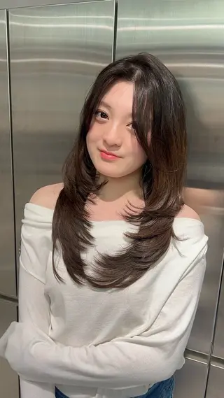 ロング ♡Aira♡Lond /レイヤー/縮毛のヘアスタイル