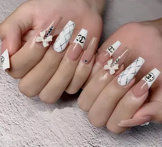 ネイル Hin Hana Nailのネイルデザイン