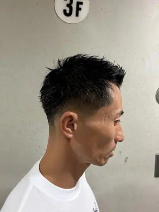 ショート 大嶋 優人のヘアスタイル