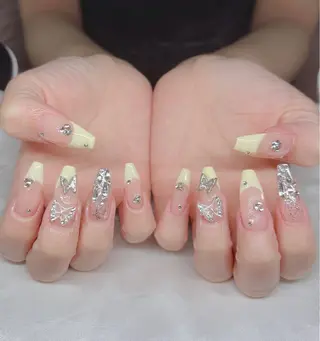 ネイル Lee Nails チップ長さだし専門店のネイルデザイン