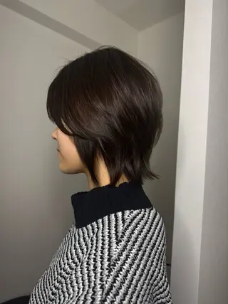 ショート カラー 大人な抜け感レイヤー remi🖤のヘアスタイル
