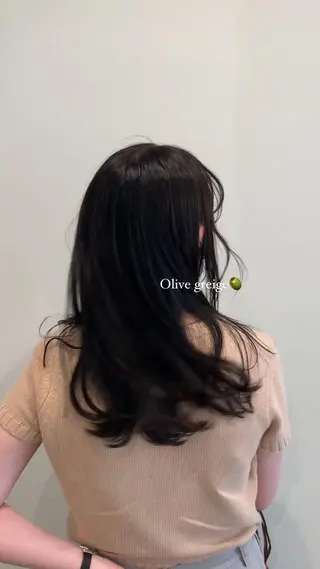 ロング 落合希 Olivebeigeのヘアスタイル