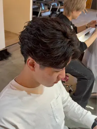 ショート ツイスパ/シャドウ 新井のヘアスタイル