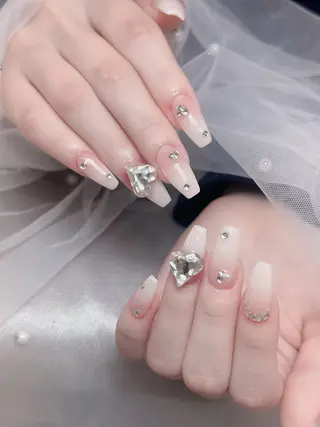 ネイル Aimee Nail Studioのネイルデザイン