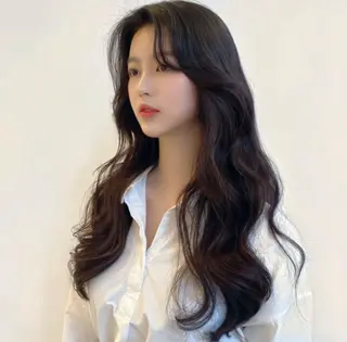ロング レイヤーカット×髪質 改善🇰🇷シオリのヘアスタイル