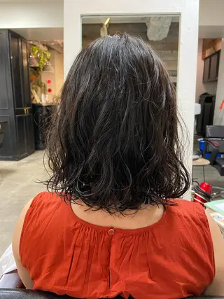 ミディアム パーマ 【海外風ヘア、 似合わせ】KAEDEのヘアスタイル