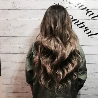 ロング 佐野 智史のヘアスタイル