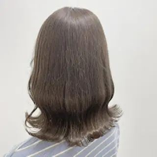 カラー 🪞【公式】SHE 池袋🪞のヘアスタイル