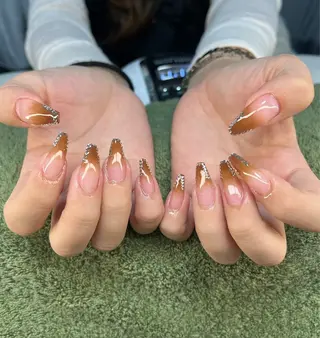 ネイル MHR nailのネイルデザイン