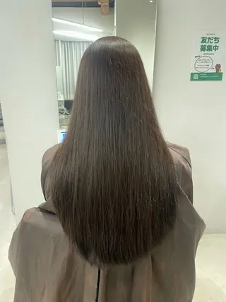 ロング カラー la fith hinaのヘアスタイル