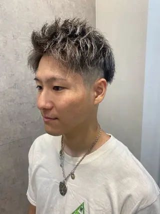 ショート カラー メンズ 似合う髪型見つけます AYAKAのヘアスタイル