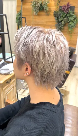 ショート ✨伊藤修治✨レディー ス・メンズカット✨のヘアスタイル