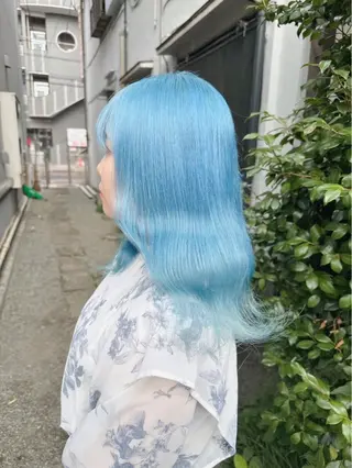 セミロング カラー レイヤーカット/ ハイトーン/ みうのヘアスタイル