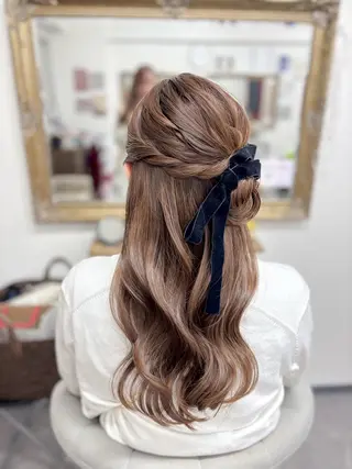 セミロング ヘアアレンジ ⭐︎moe 【ヘアメイク🧸】のヘアスタイル