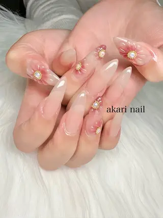 ネイル AKARI nail💅のネイルデザイン