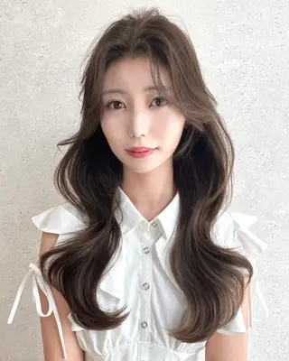 カラー 🌸春の暗髪カラー 🌸透明感ヘアのヘアスタイル