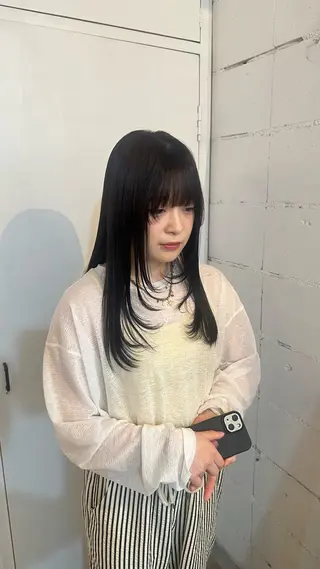 セミロング yamasaki momoaのヘアスタイル
