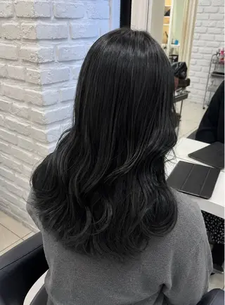 ロング 【ウルフ/透明感 カラー】🖤ゆまののヘアスタイル