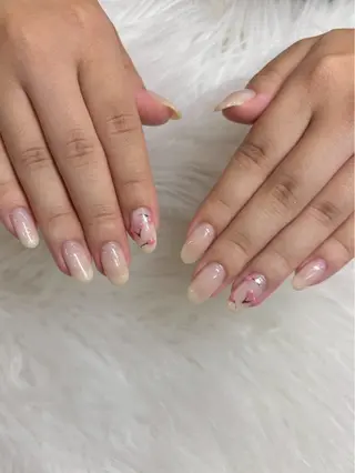 ネイル Bianca 亀有店 IGUCHI🍒のネイルデザイン