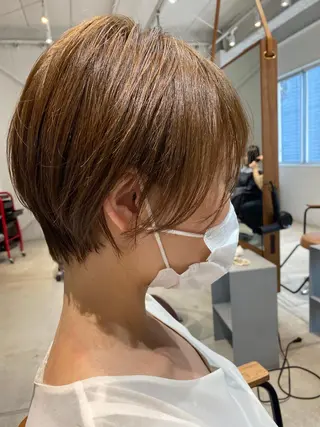 ショート カラー 似合わせレイヤー 阿波座/ふじむらのヘアスタイル