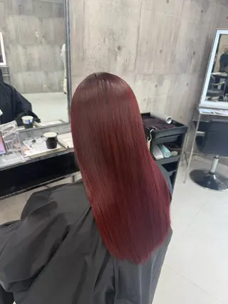 セミロング カラー メンズ 推し活×推し色 オタク美容師かずきのヘアスタイル