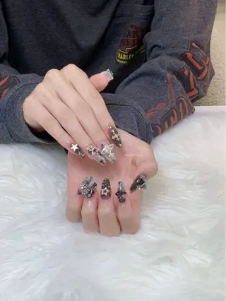 ネイル HANA 長さだしのネイルデザイン