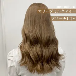 セミロング カラー ヘアアレンジ 🏹横浜CANDY 🏹のヘアスタイル