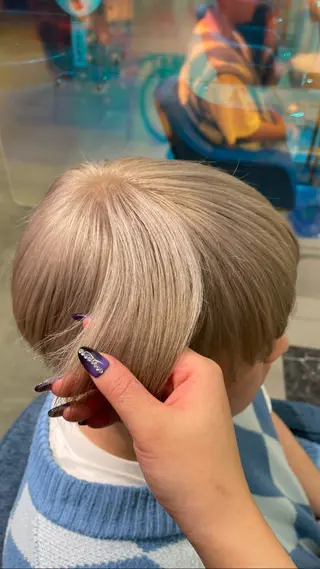 ショート Mii. 内田萌々のヘアスタイル