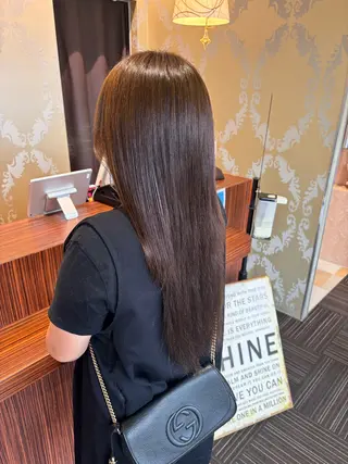 ロング カラー 高橋 佳那のヘアスタイル