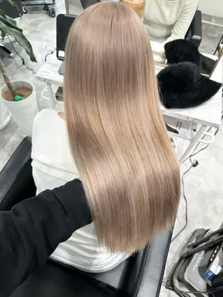 セミロング カラー ROSEL末吉 海渡のヘアスタイル